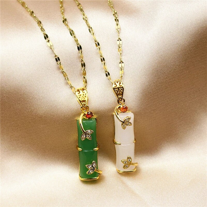 Jadeitový amuletový náhrdelník