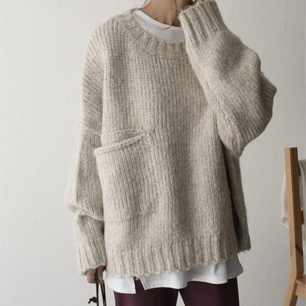 Noëlle - Oversized svetr v barvě slonové kosti s přední kapsou