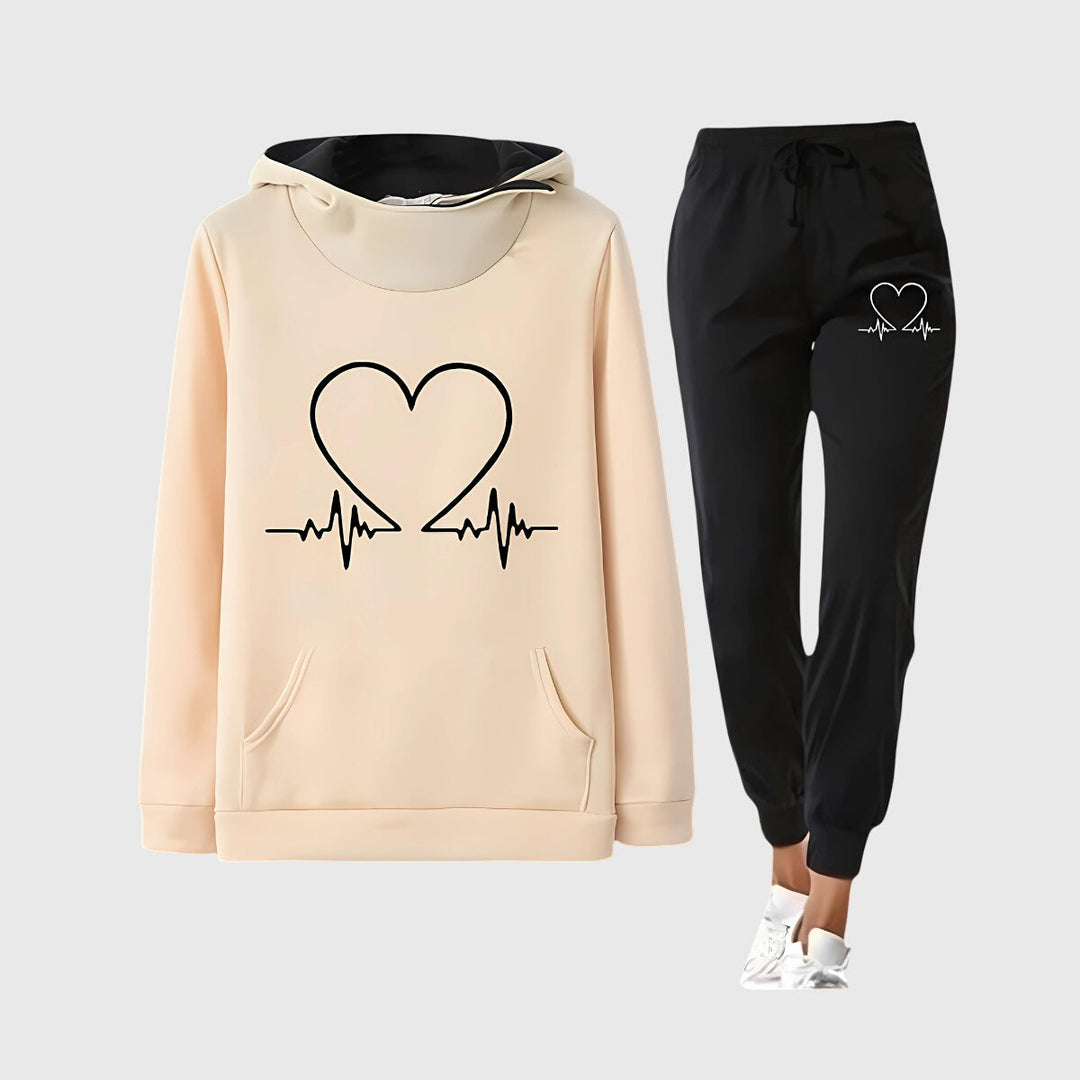 HEARTBEAT™ | POHODLNÝ TEPLÁKOVÝ KOMPLET