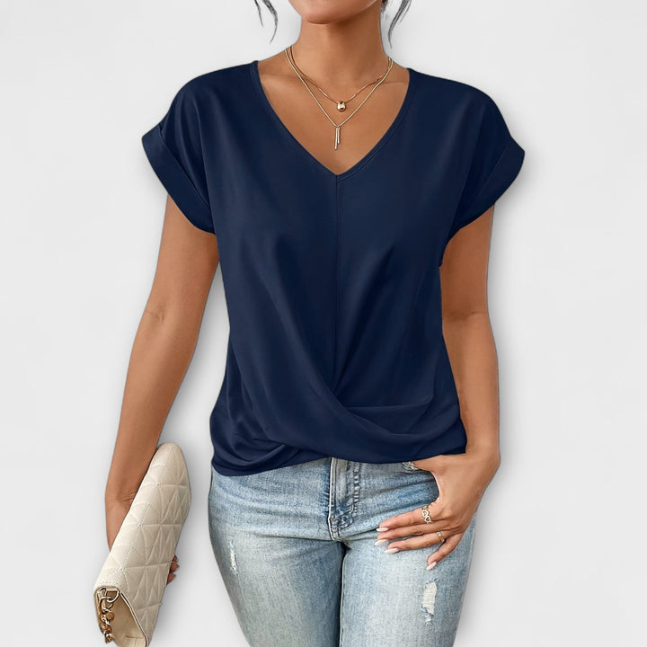 Carlinda | Elegantní top s V výstřihem